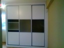 Armario con puertas correderas